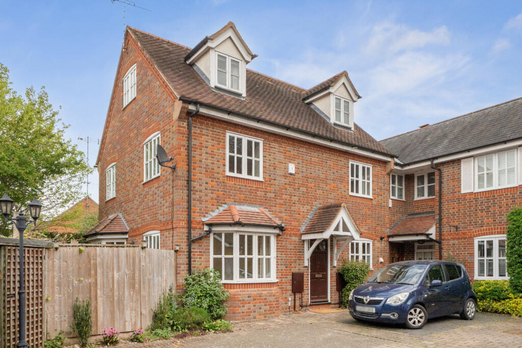 Main image of property: Bell Street Mews, Henley-on-Thames, Oxfordshire, RG9