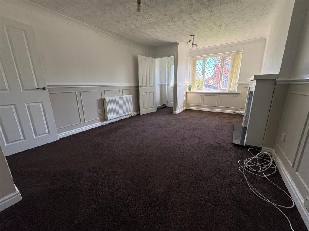 Hazelcroft, Eccleshill, Bradford photo 4