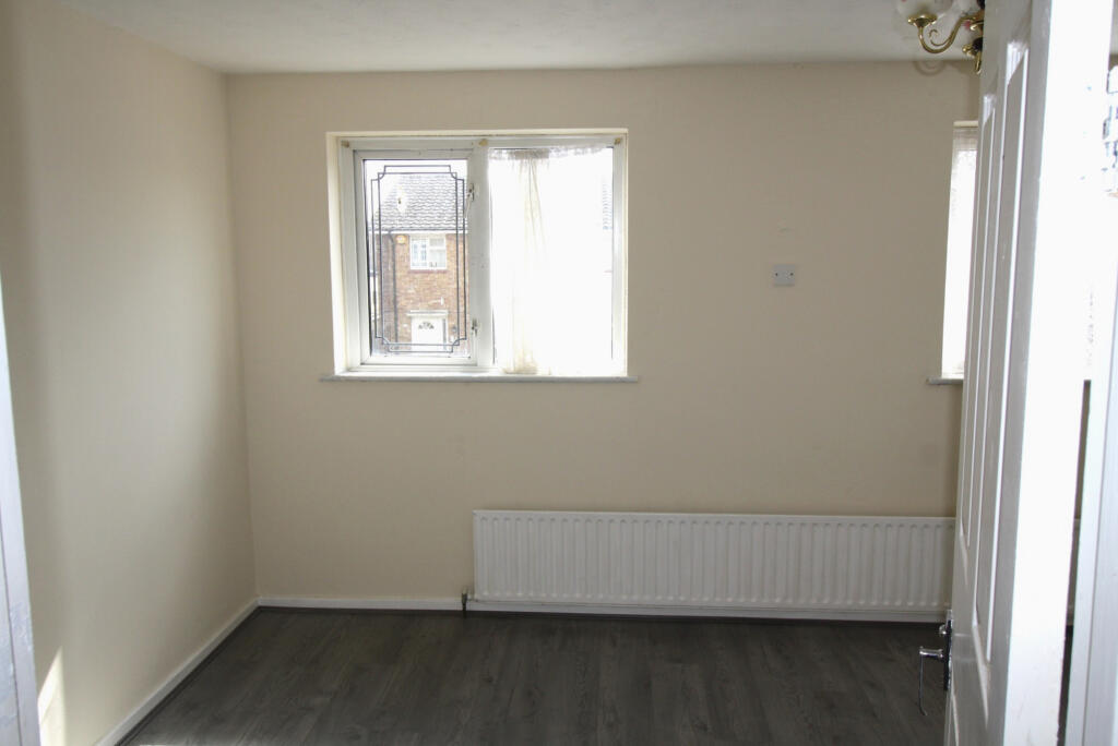 House in Romford - View 5