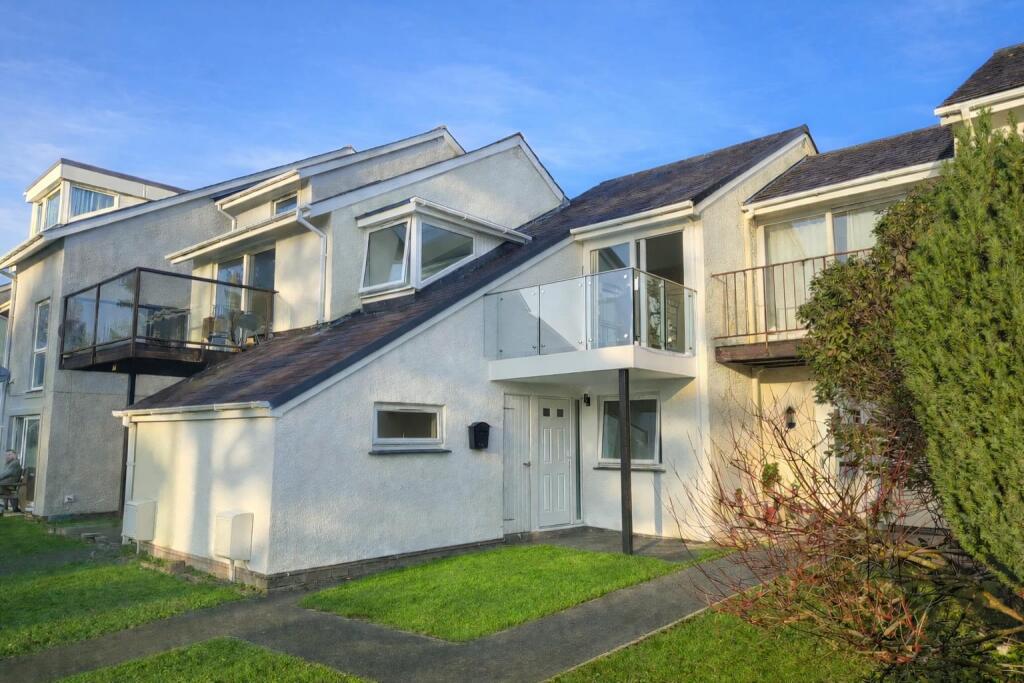 Main image of property: Ffordd Garnedd, Y Felinheli