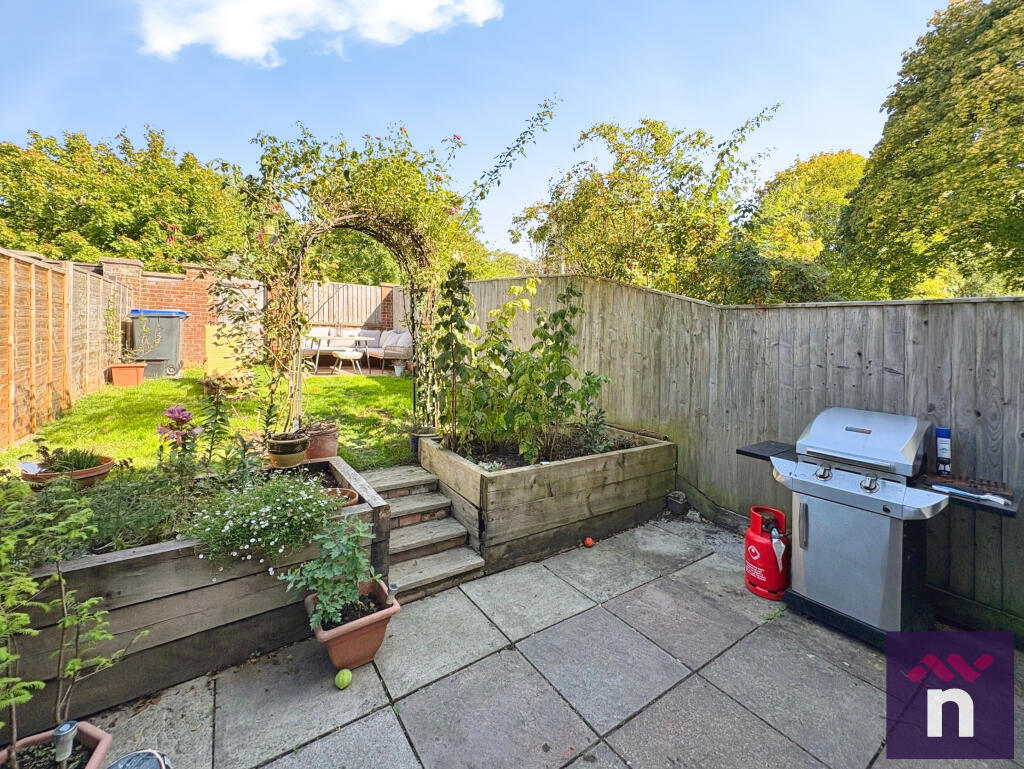 Foxley Close, Warminster, BA12 photo 4