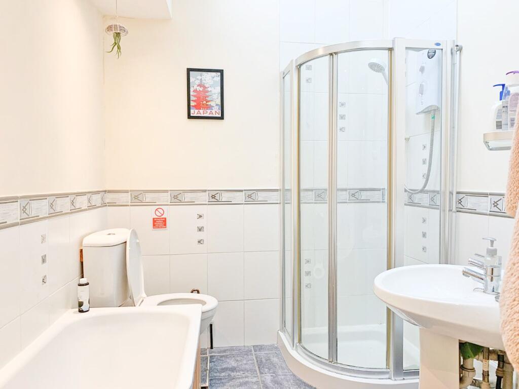 Apartment in Bristol - More