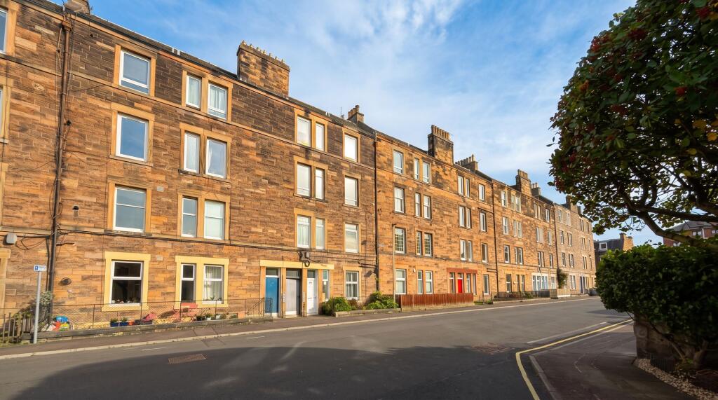 Moat Terrace, Edinburgh, EH14