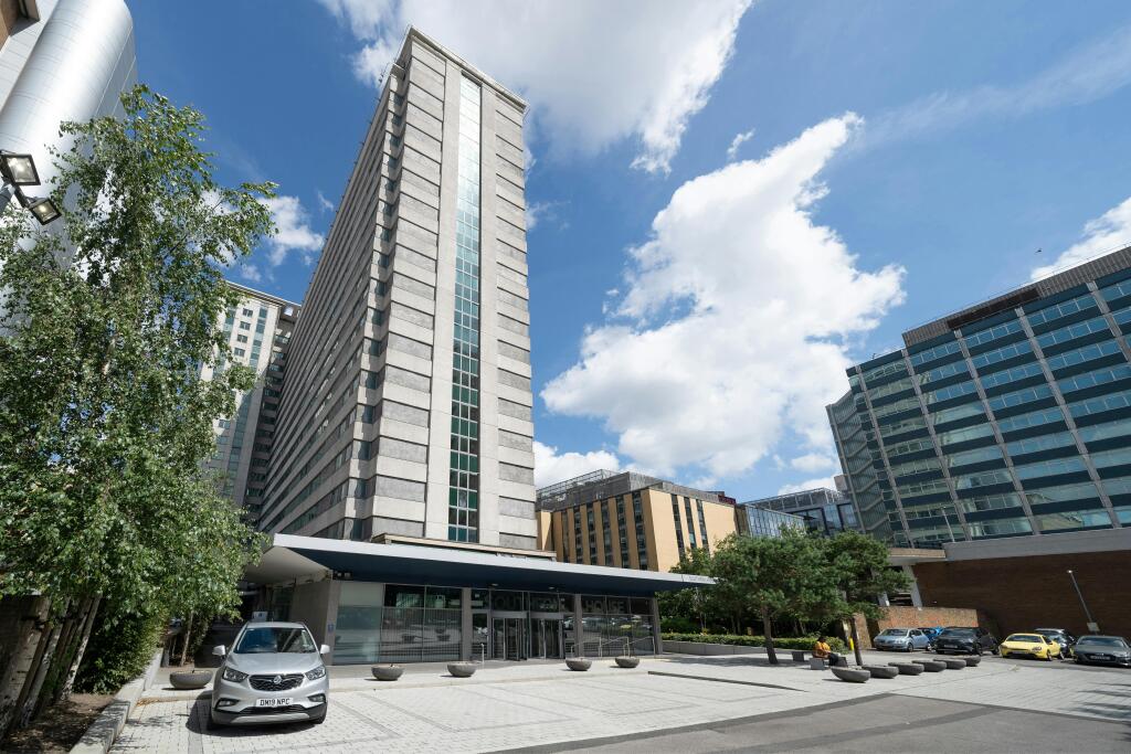 Exterior01.jpg