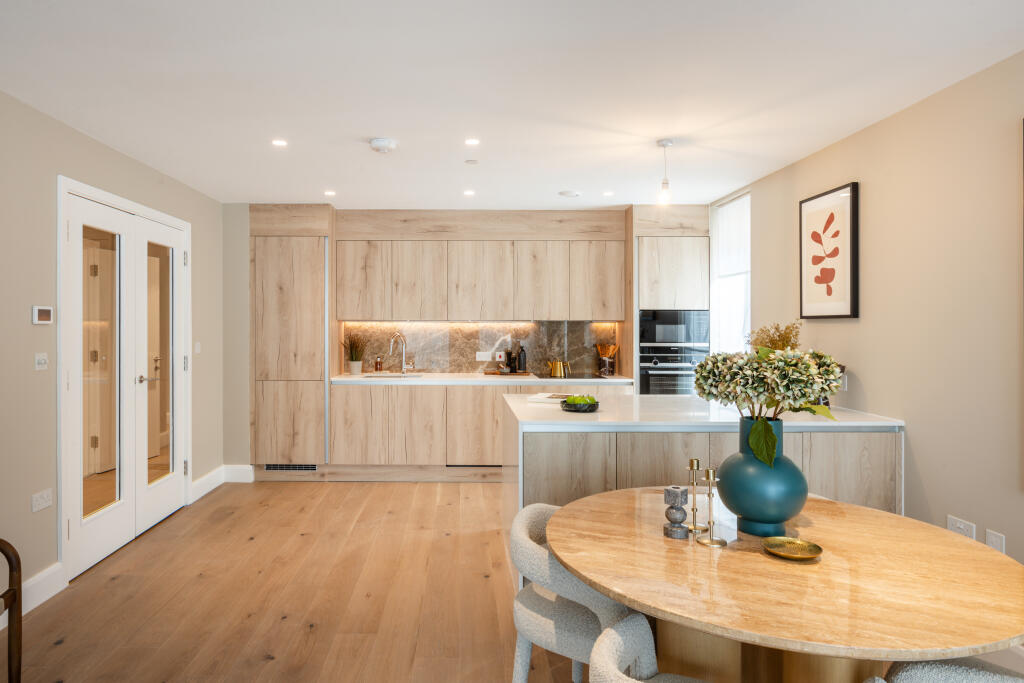 Main image of property: The Beckett,
St John's Road,
Royal Tunbridge Wells,
TN4 9NT