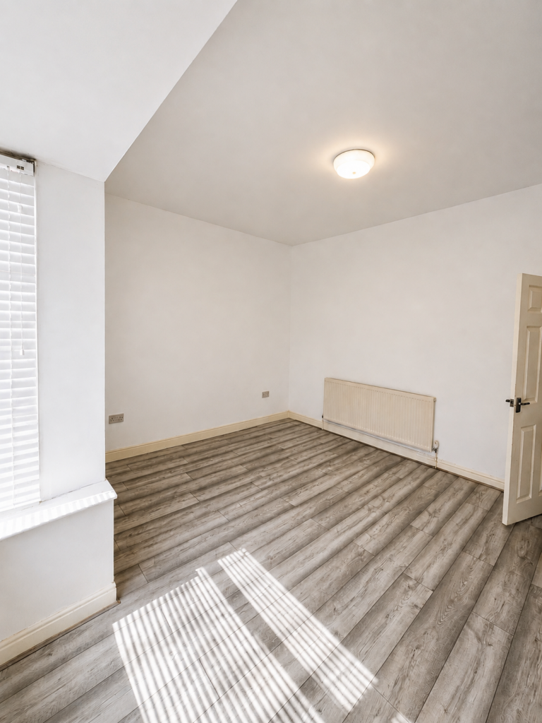 House in Bolton - View 4