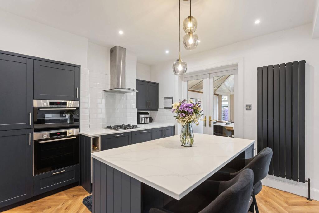 Main image of property: 42 Paradykes Avenue, Loanhead, EH20 9LD