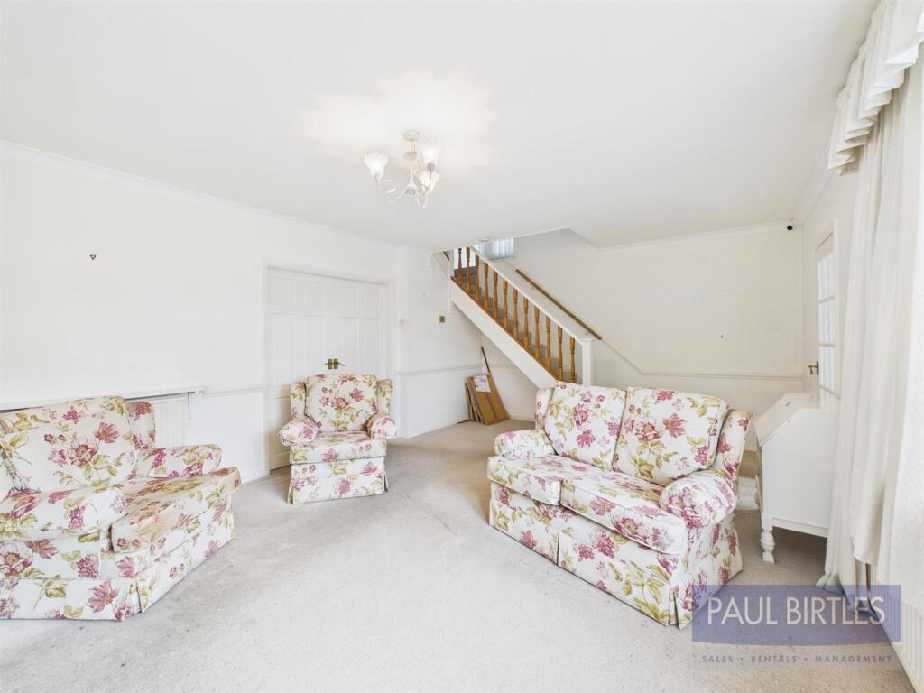 Church Road, Flixton, Trafford, M41 6JJ photo 4
