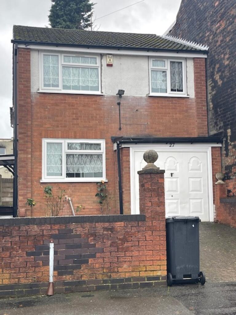 Main image of property: 27 Chetwynd Road WV2 4NZ