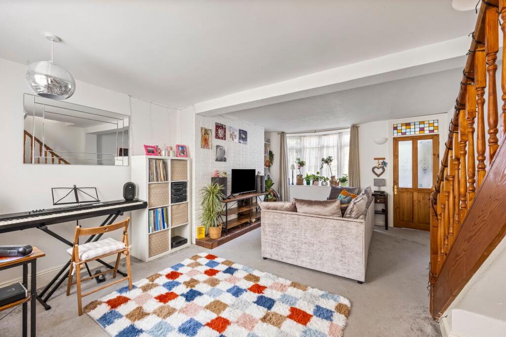 Main image of property: North Gardens, Brighton, BN1