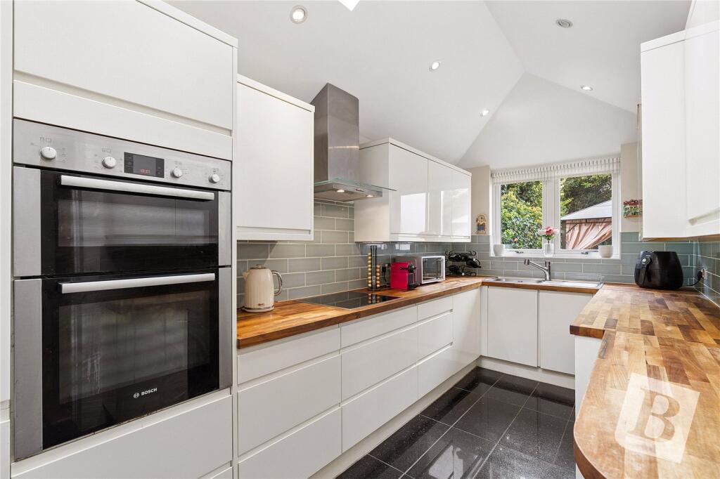 House in Chelmsford - View 3