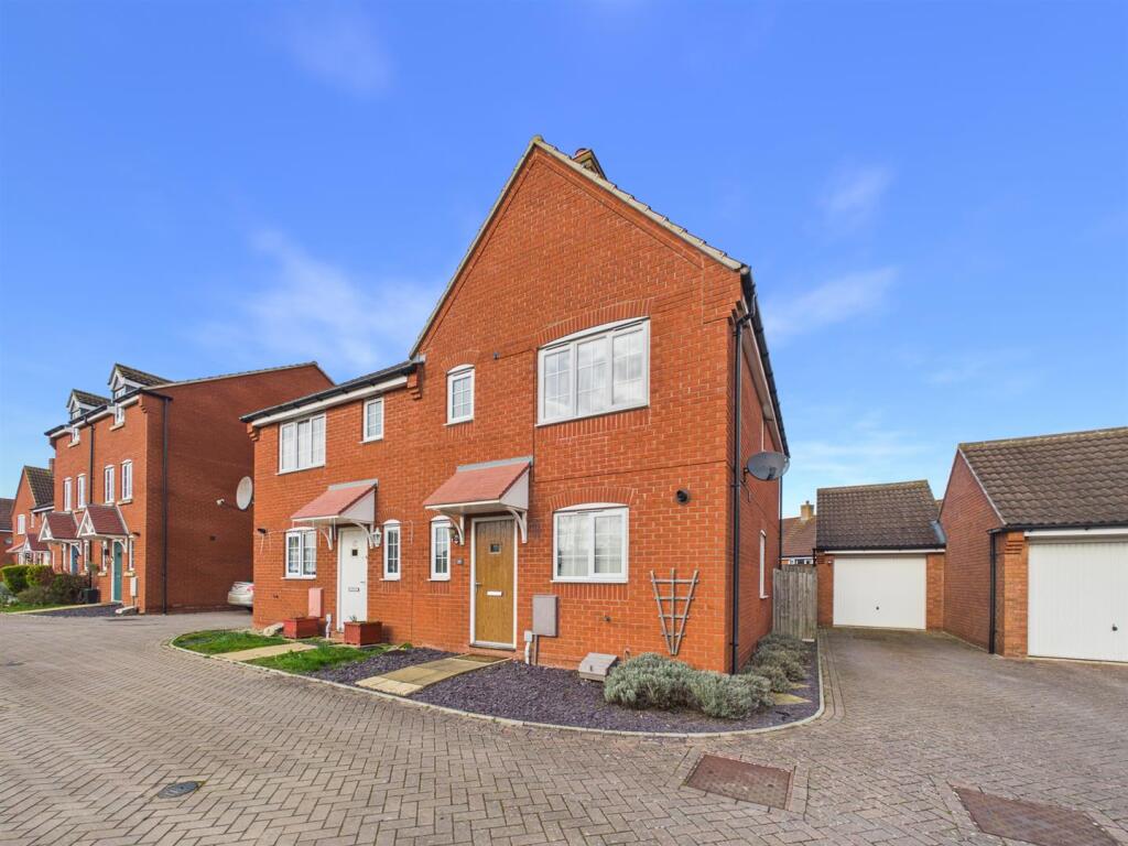 Main image of property: Beauty Bank, Evesham