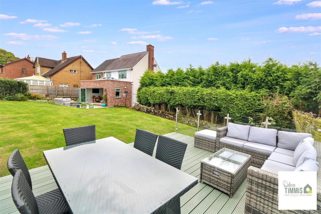 House in Staffordshire Moorlands, Brown Edge - More
