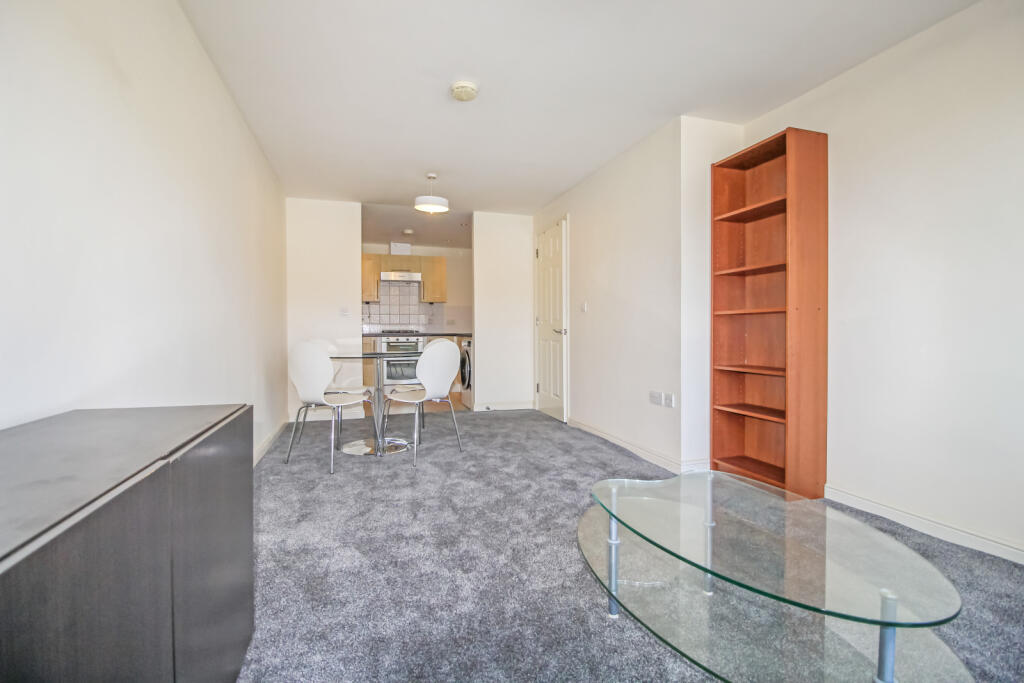 Apartment in Harrow - View 3