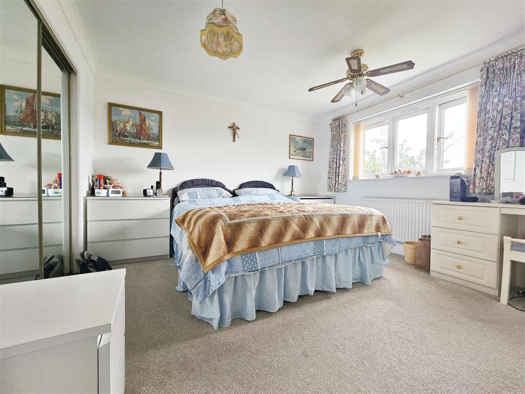 Additional image 19 of Henton, Wells