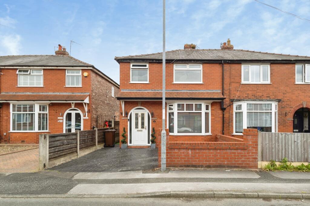 Main image of property: Wordsworth Avenue, Droylsden, Manchester, M43