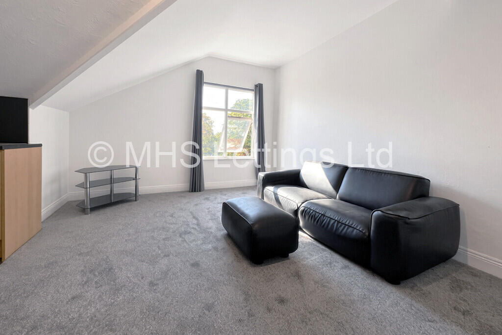 Apartment in Leeds - View 2