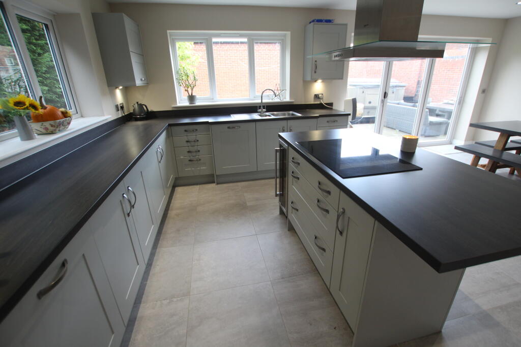 House in North Warwickshire, Austrey - View 4