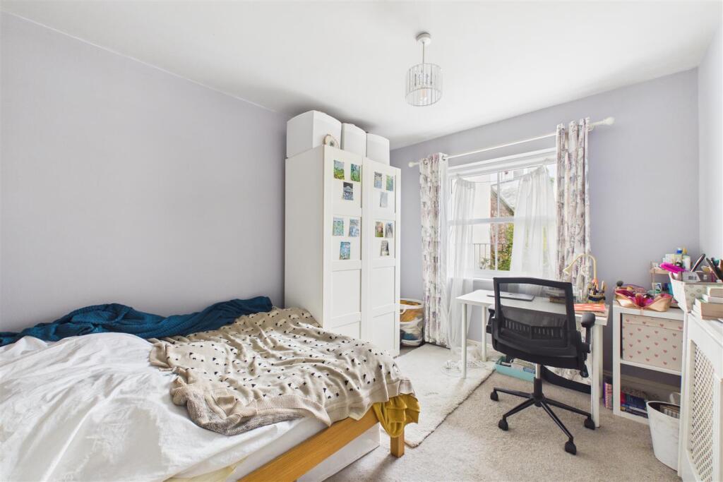 Wellington Terrace, Clifton - View 4