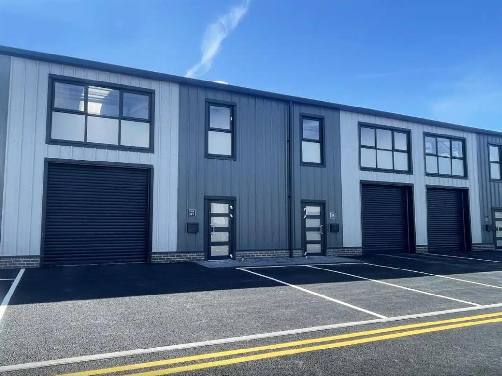 End of Row Unit with additional parking available (5)
