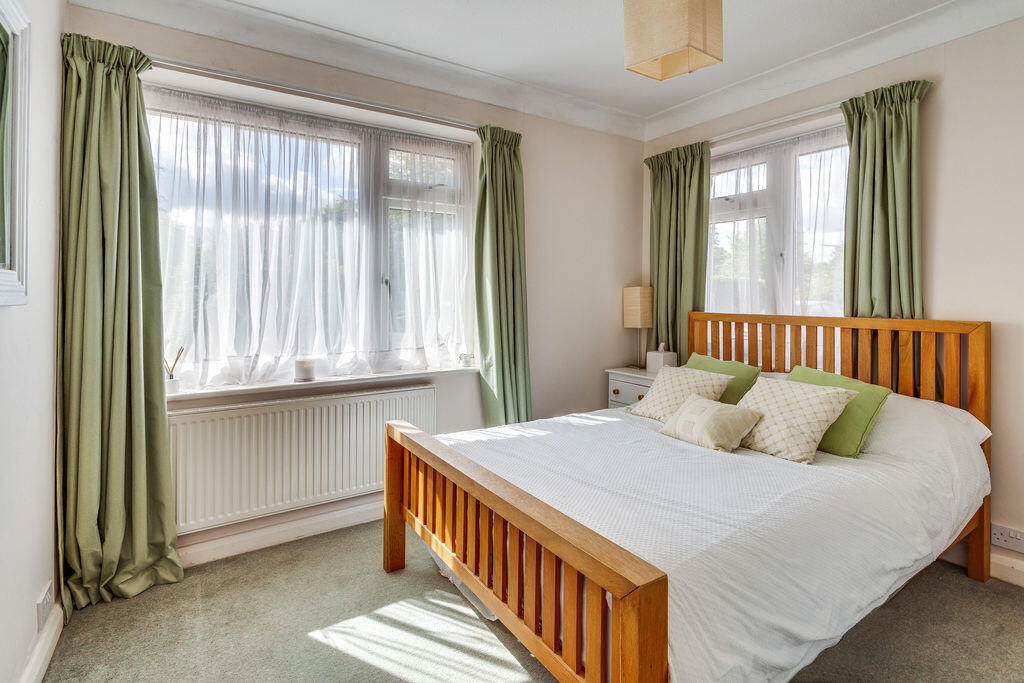 House in Marlow, Buckinghamshire - View 2