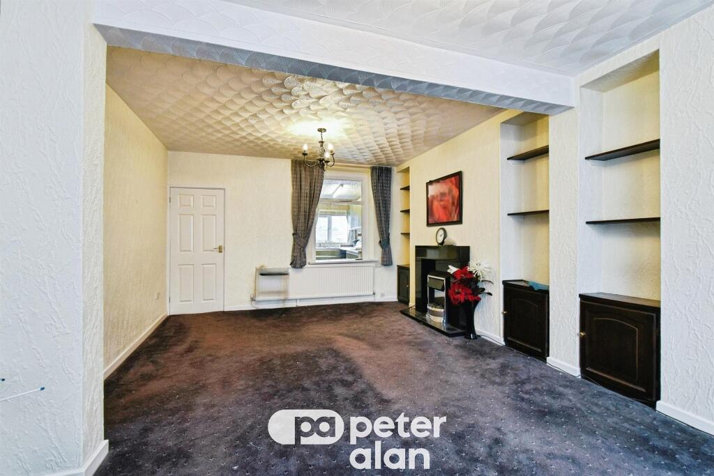 House in Cardiff, Abercynon - View 5