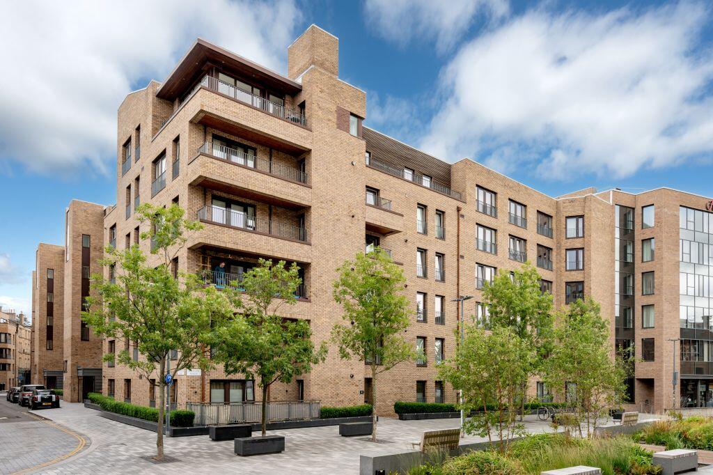 Main image of property: Flat 41, 2 Melvin Walk, Edinburgh, EH3 8EQ
