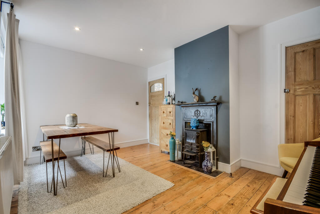 House in Chelmsford, Moulsham - More