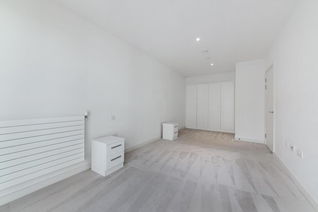 Apartment in London, Royal Wharf, Silvertown - View 4