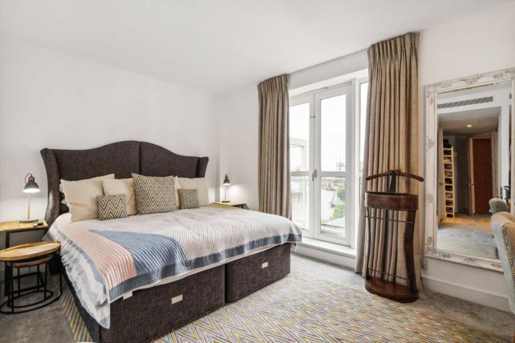 Apartment in London - View 5