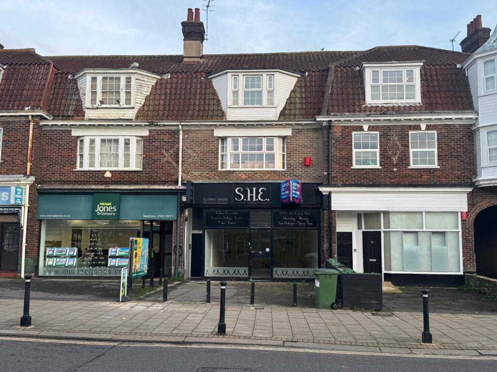 Main image of property: 98 George V Avenue, Worthing, West Sussex, BN11