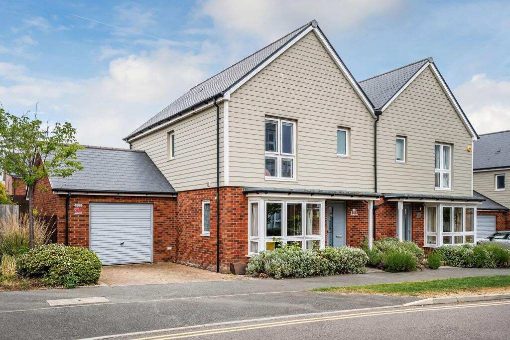 Main image of property: Herald Gardens, Tunbridge Wells, TN2