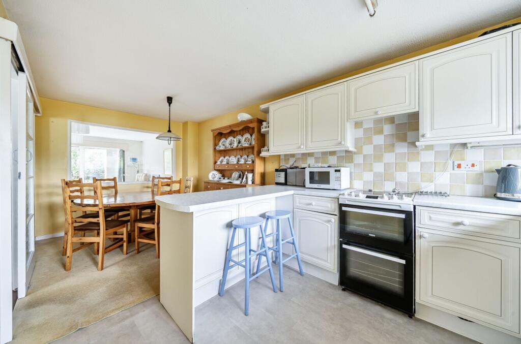 House in Tonbridge - View 3