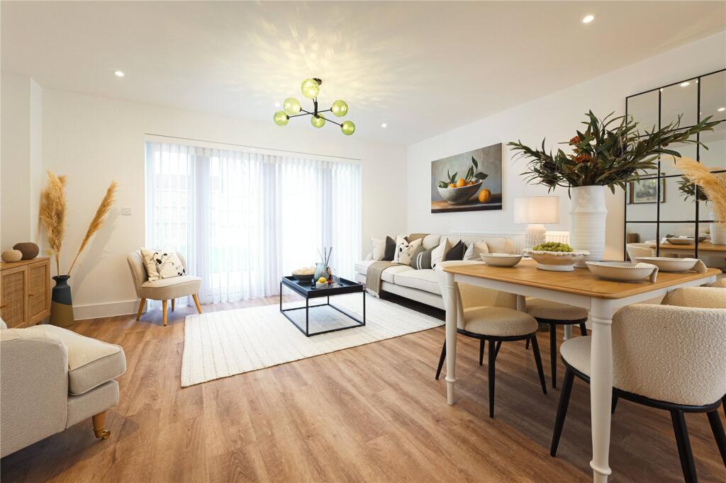 White Lion Yard, Cranbrook, Kent, TN17 photo 3
