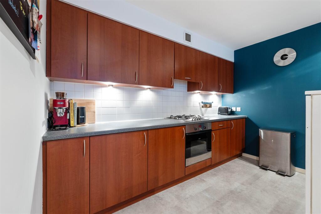 Apartment in Glasgow - View 5