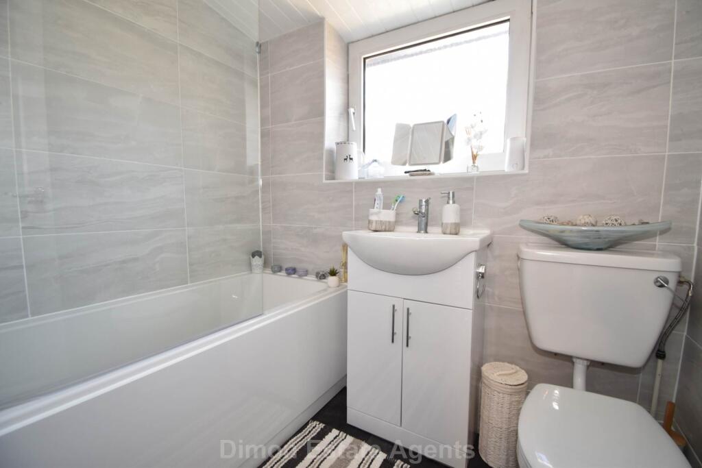 House in Gosport, Hampshire - View 3