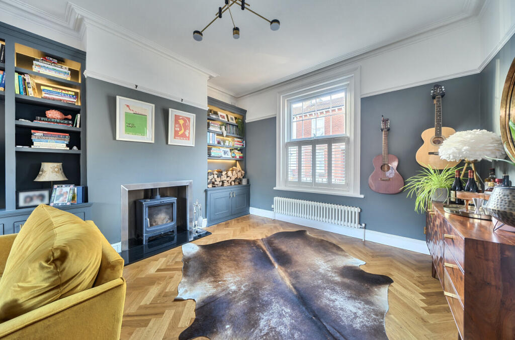 House in Southampton - View 3
