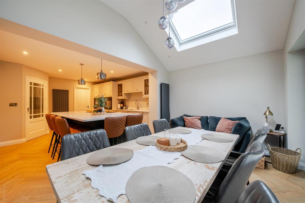 House in Aston, Alderwood Gardens, Newhall - View 2