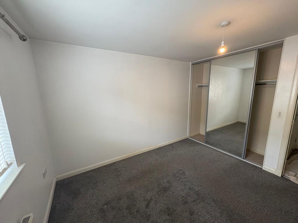 Apartment in Paisley - More