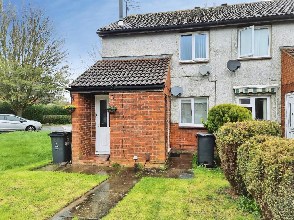 Main image of property: Lapwing Close, Swindon, SN3