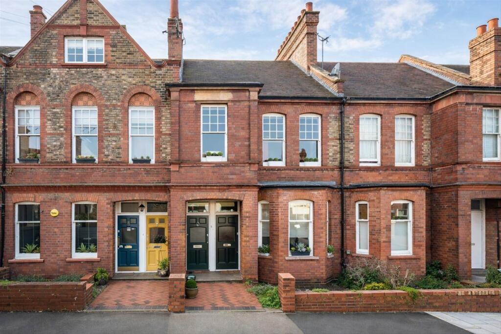 Main image of property: Hailsham Avenue, Streatham