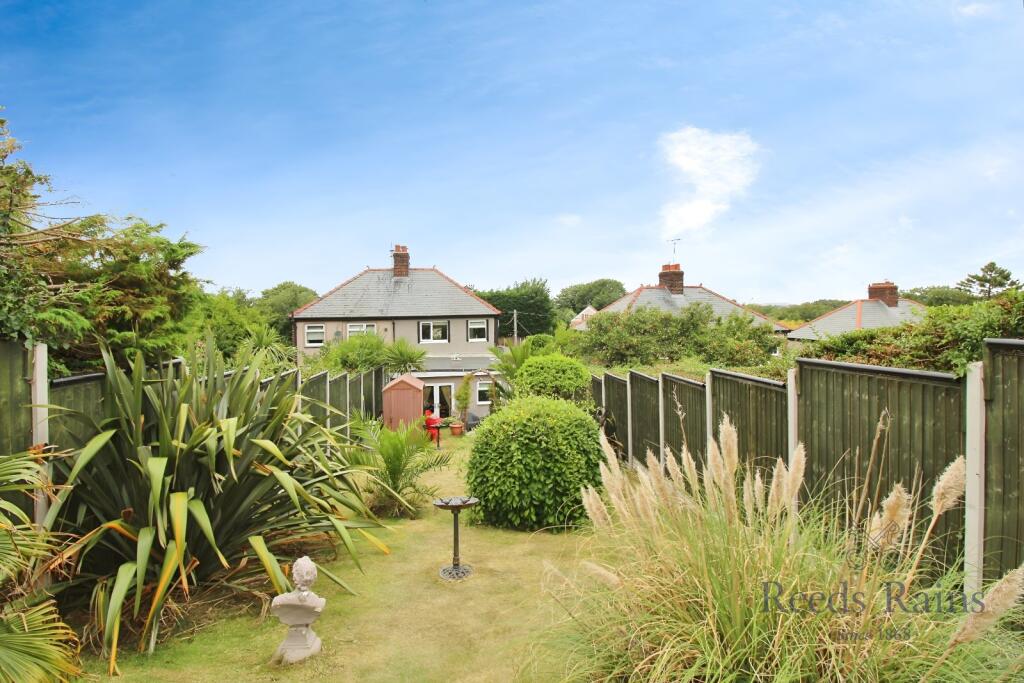 Isfryn Road, Meliden, Denbighshire, LL19 photo 2