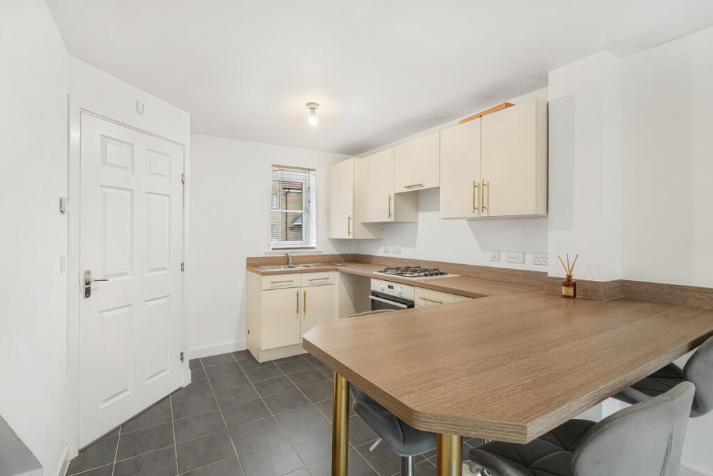House in Doncaster - View 5