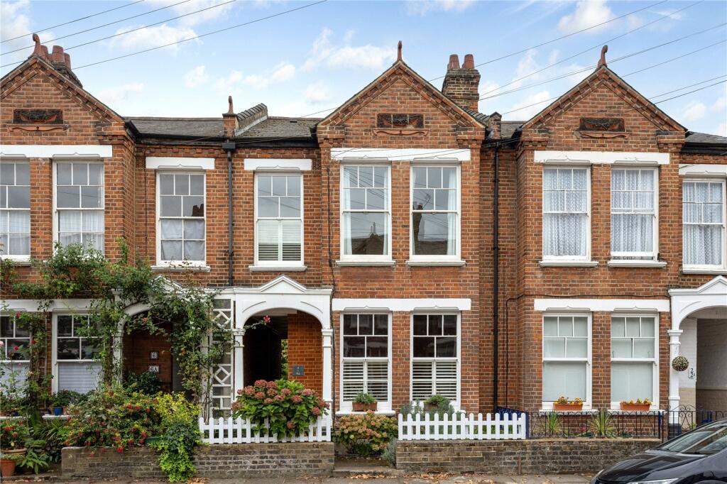 Main image of property: North Avenue, Richmond, TW9