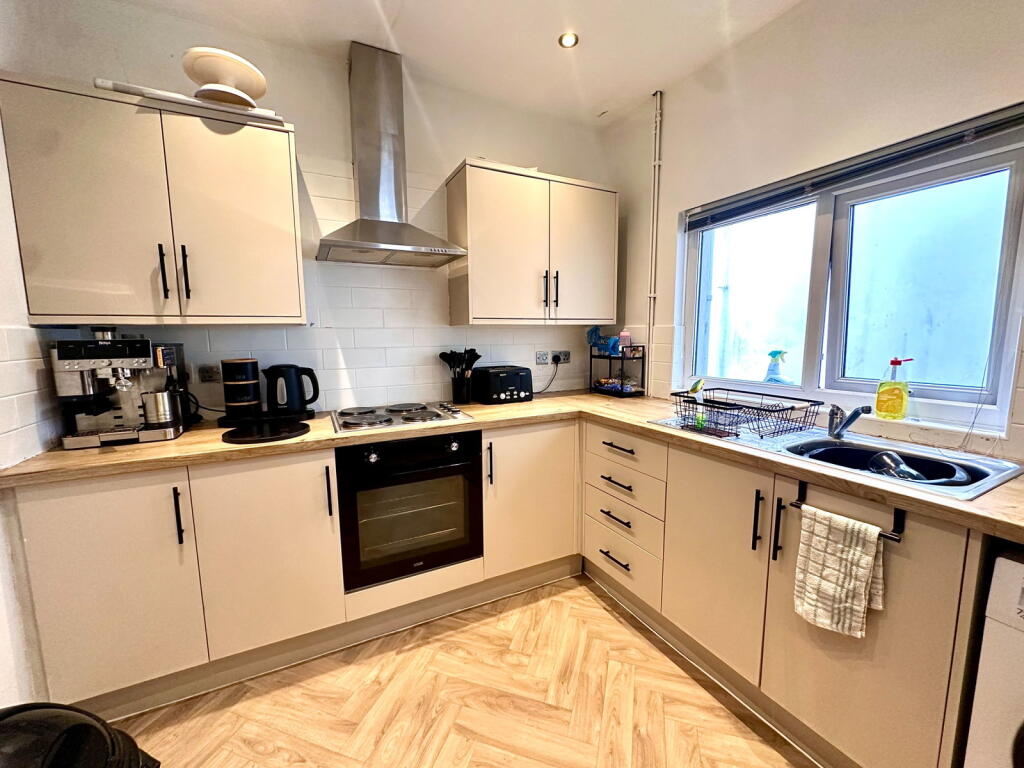 House in Swansea - View 5