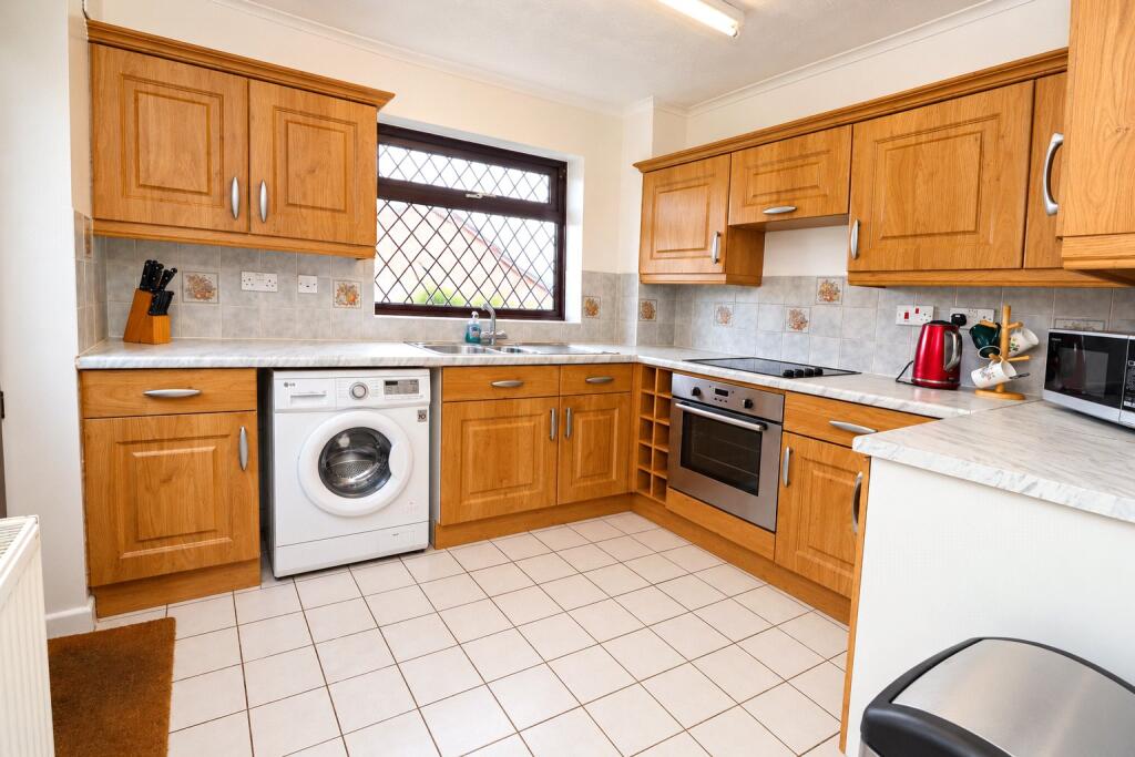 House in Plymouth - View 5