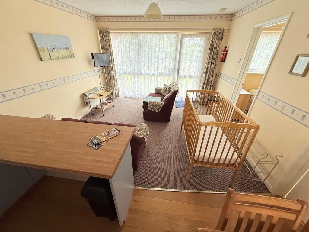 House in Great Yarmouth, Newport, Hemsby - View 5