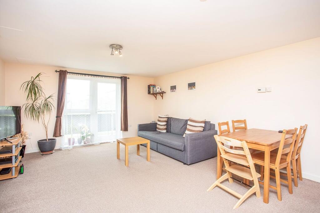 Main image of property: Metropolitan Station Approach, Watford, WD18