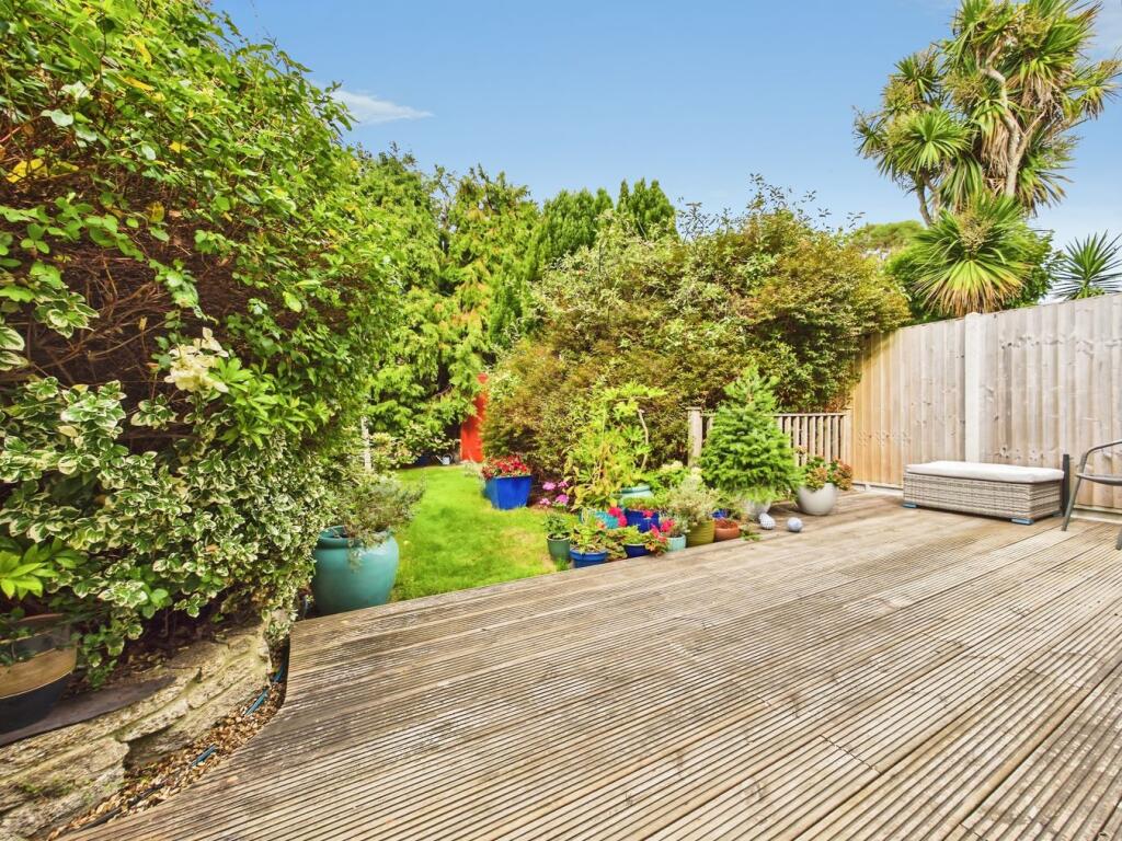 House in Eastleigh, Hamble-le-Rice - View 2