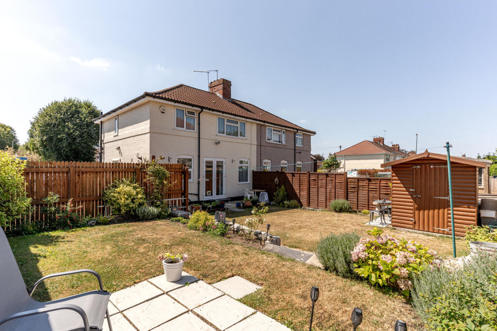 Main image of property: Braemar Avenue, Bristol, BS7 0TF